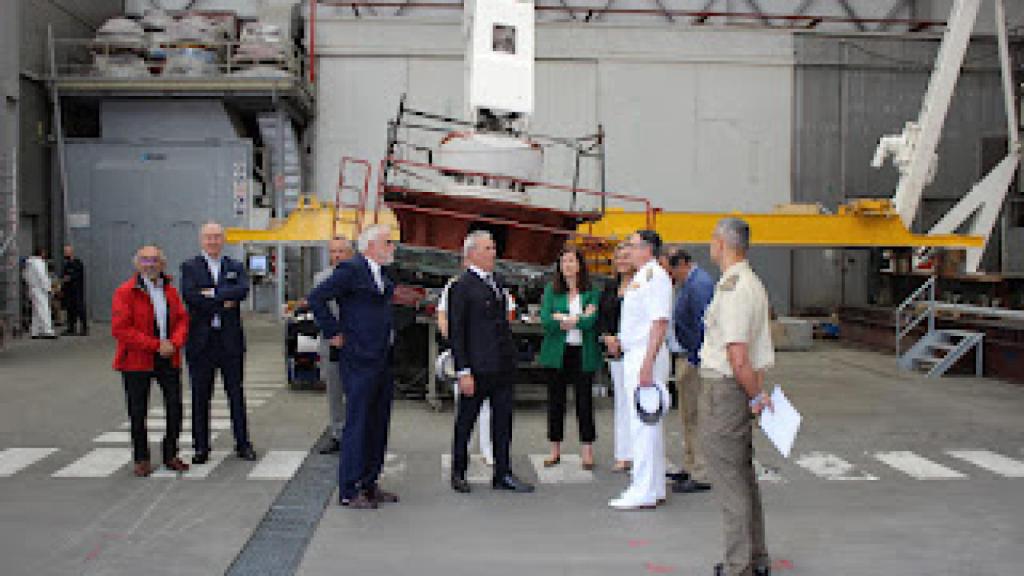 Visita de las autoridades a las nuevas instalaciones de Industrias Ferri.