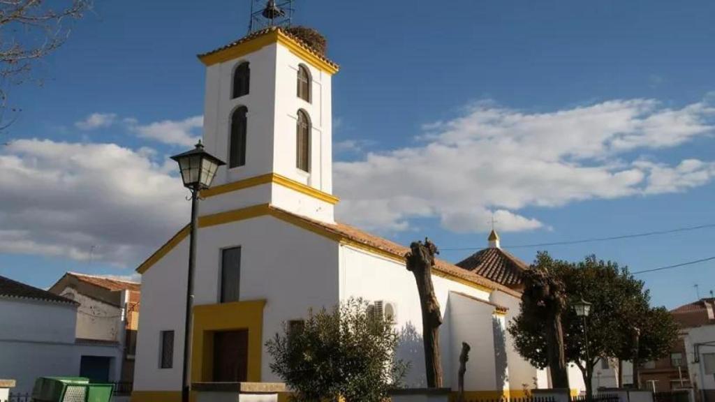 Parroquia católica de la Inmaculada Concepción situada en Alamillo.