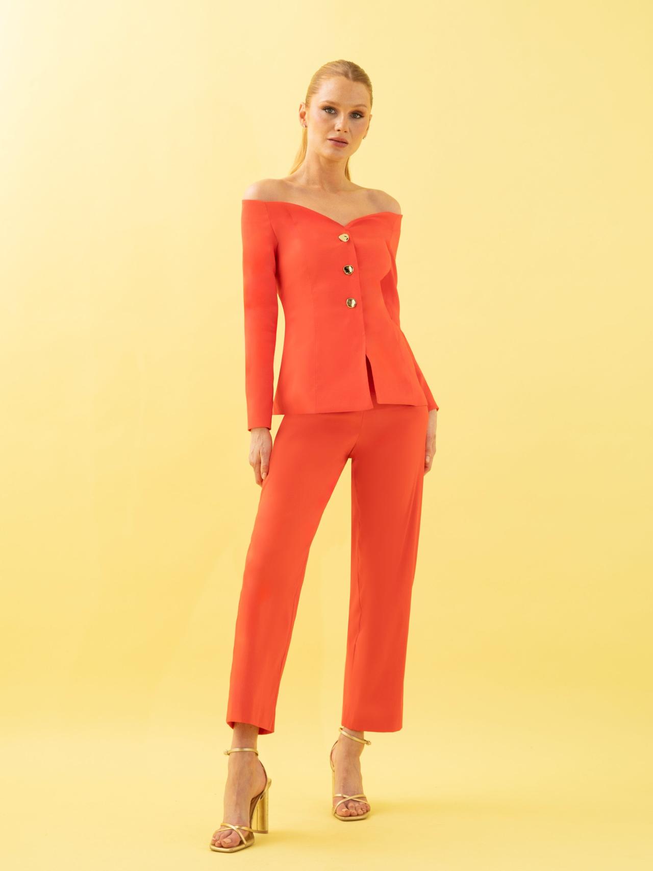 Traje de Victoria Collection.