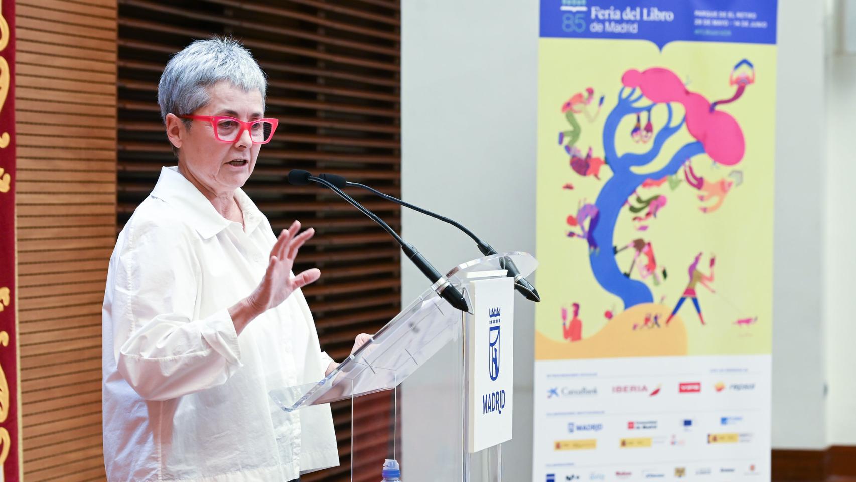 Eva Orúe, directora de la Feria del Libro de Madrid, presenta los pormenores de la edición de 2026, este martes en el Ayuntamiento de Madrid. Foto: FLM