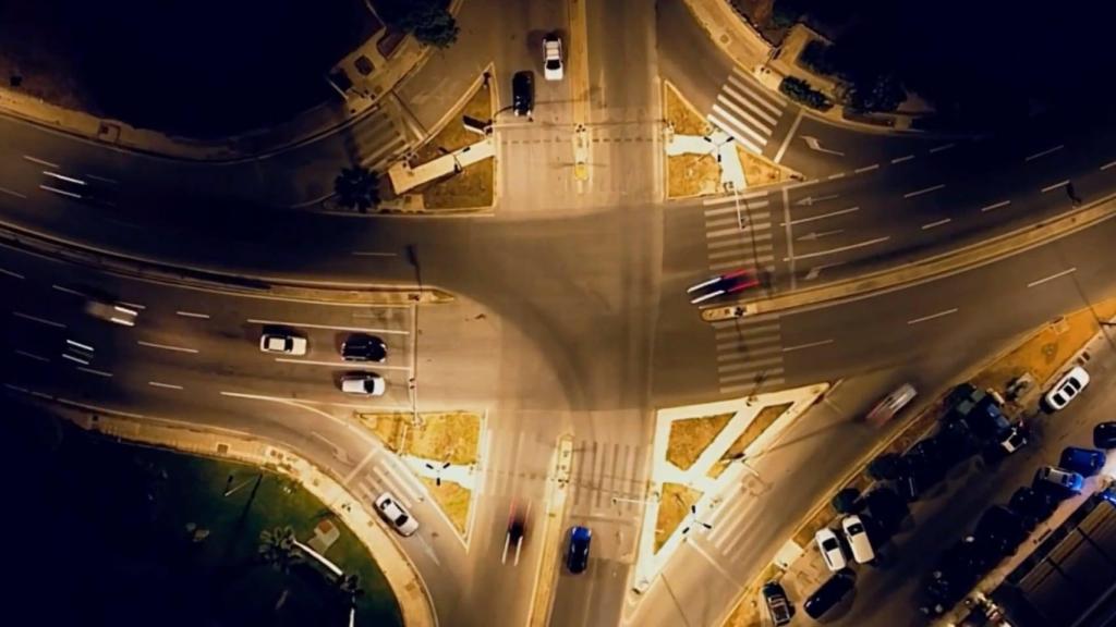 Coches en una intersección