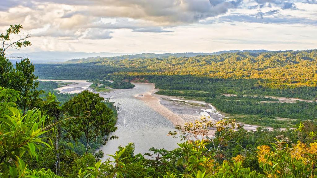 Imagen del cauce del río Madre de Dios.