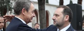 El expresidente del Gobierno José Luis Rodríguez Zapatero, junto al entonces ministro José Luis Ábalos, en 2020.