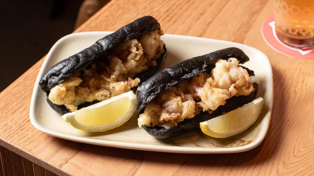 El (doble) mollete de calamares.