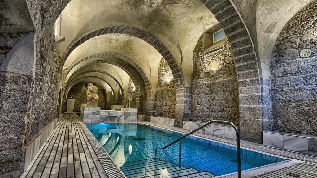 El Balneario de Baños de Montemayor.