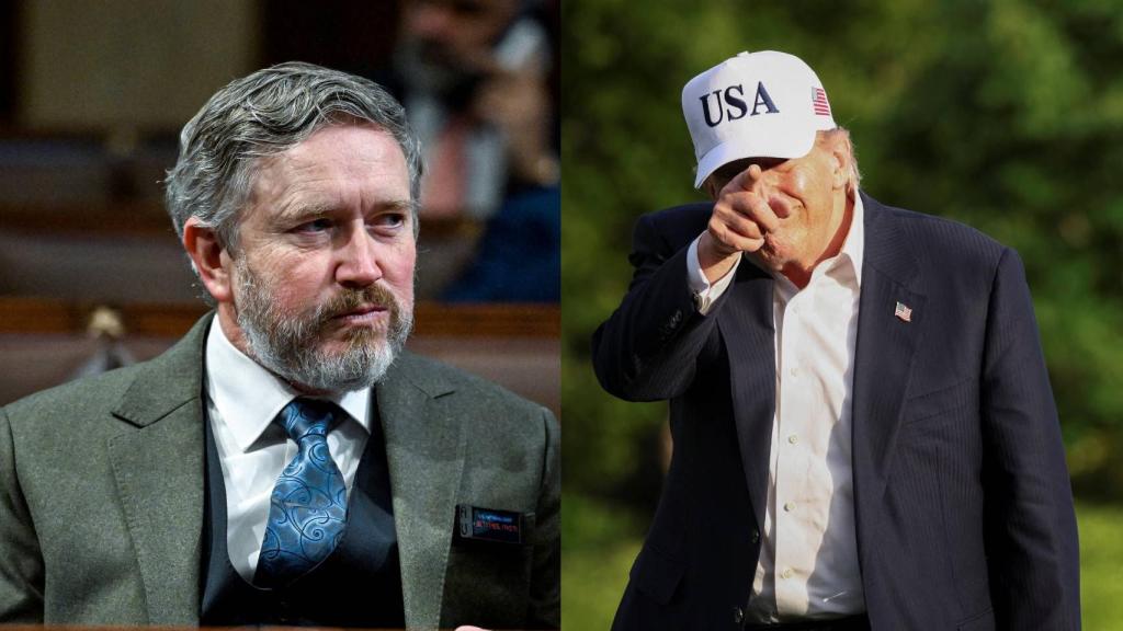 Thomas Massie (izquierda) y Donald Trump (derecha)