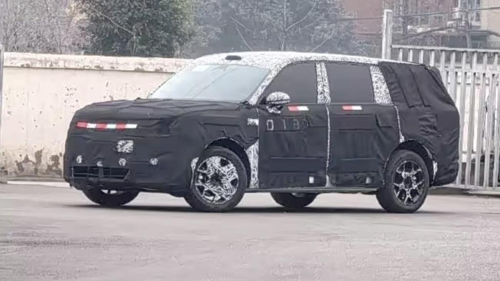 Primer modelo de Skynomad camuflado