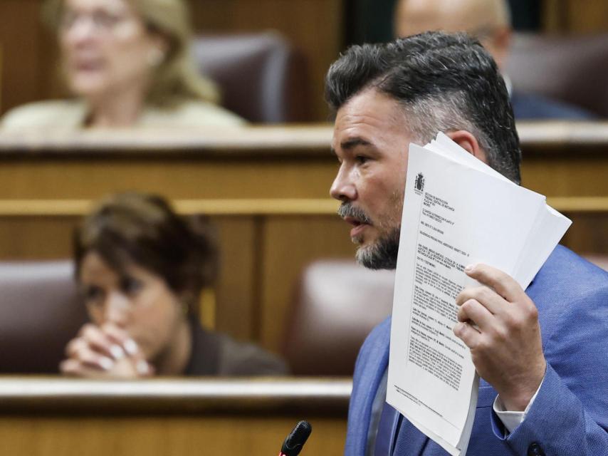 El portavoz parlamentario de ERC, Gabriel Rufián, en el pleno del Congreso.