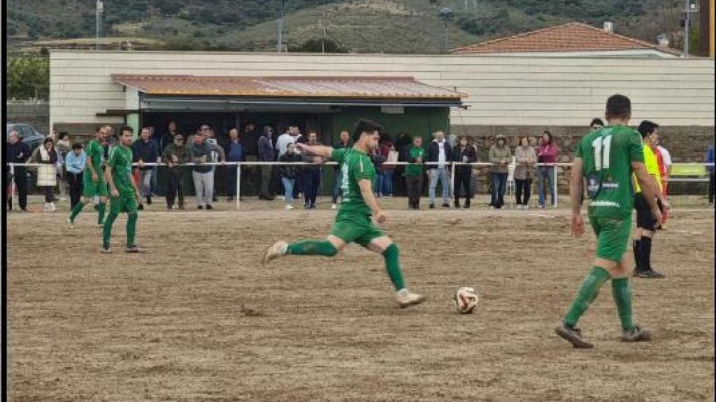 Partido disputándose en El Cardal.