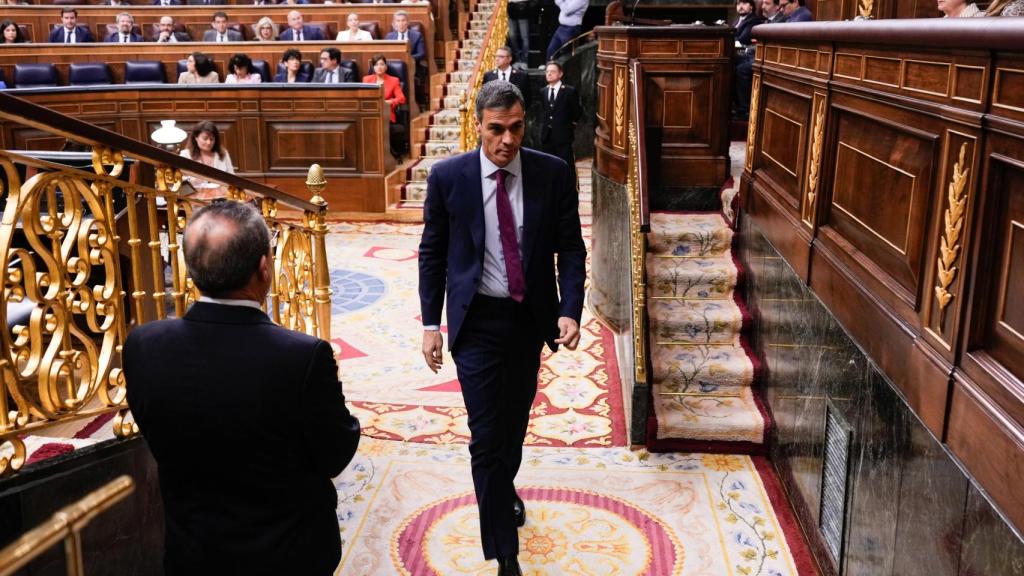 Pedro Sánchez, a su salida del Congreso este miércoles.