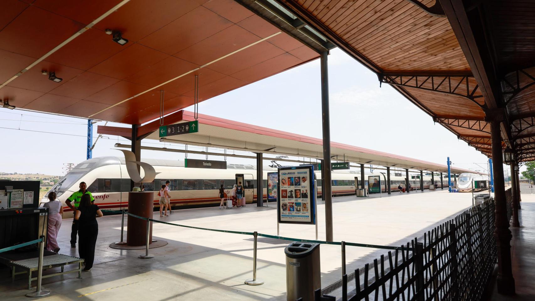 Imagen del interior de la estación de Santa Bárbara.