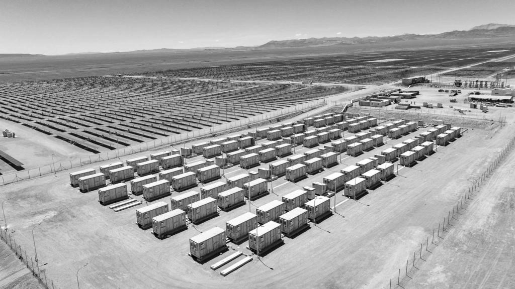 Almacenamiento estacionario hibridado con un parque fotovoltaico