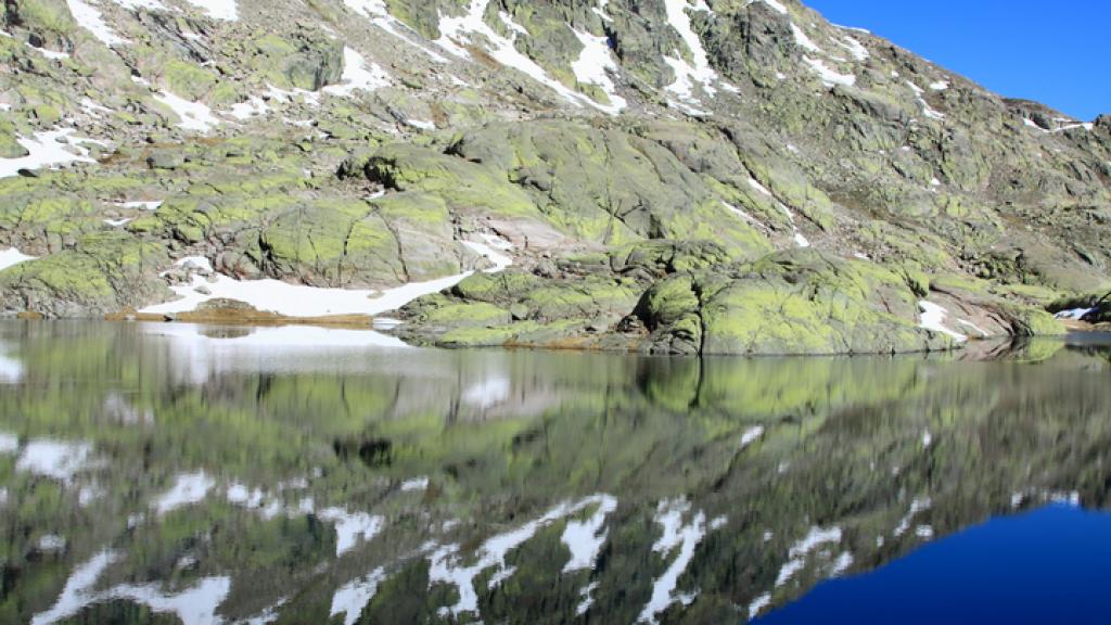 Paisaje de montaña en la Sierra de Gredos (Ávila).