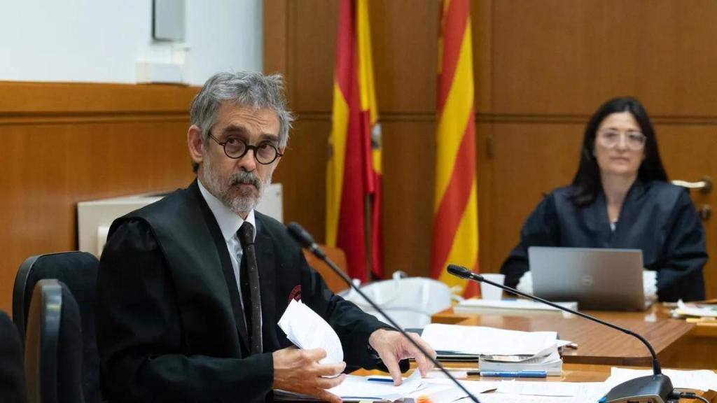 Cristóbal Martell, en una imagen de archivo, durante un procedimiento.