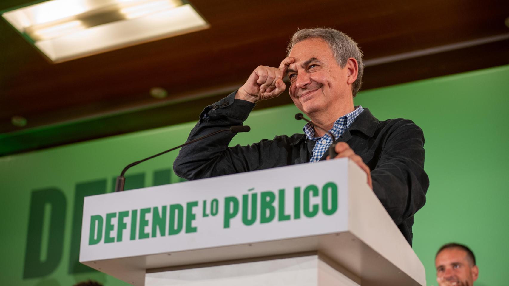 El expresidente del Gobierno, José Luis Rodríguez Zapatero, en un mitin durante la reciente campaña de las elecciones andaluzas.