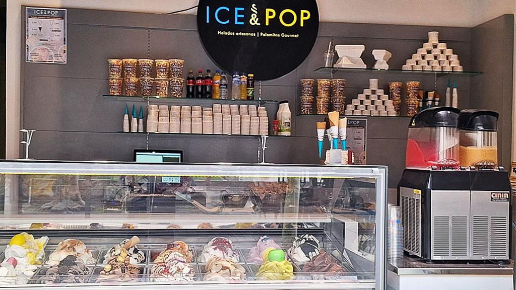 Imagen del interior de la Heladería Ice & Pop.
