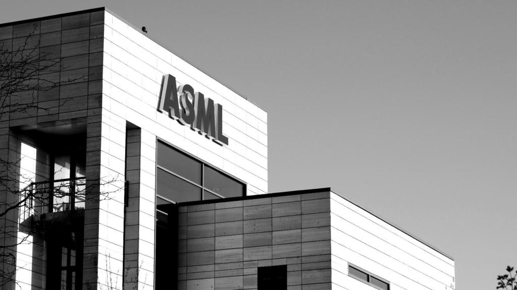 ASML