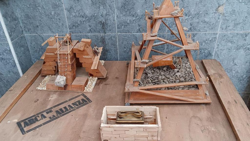 Otro de los trabajos de Adolfo del Caño dentro de su gran exposición.