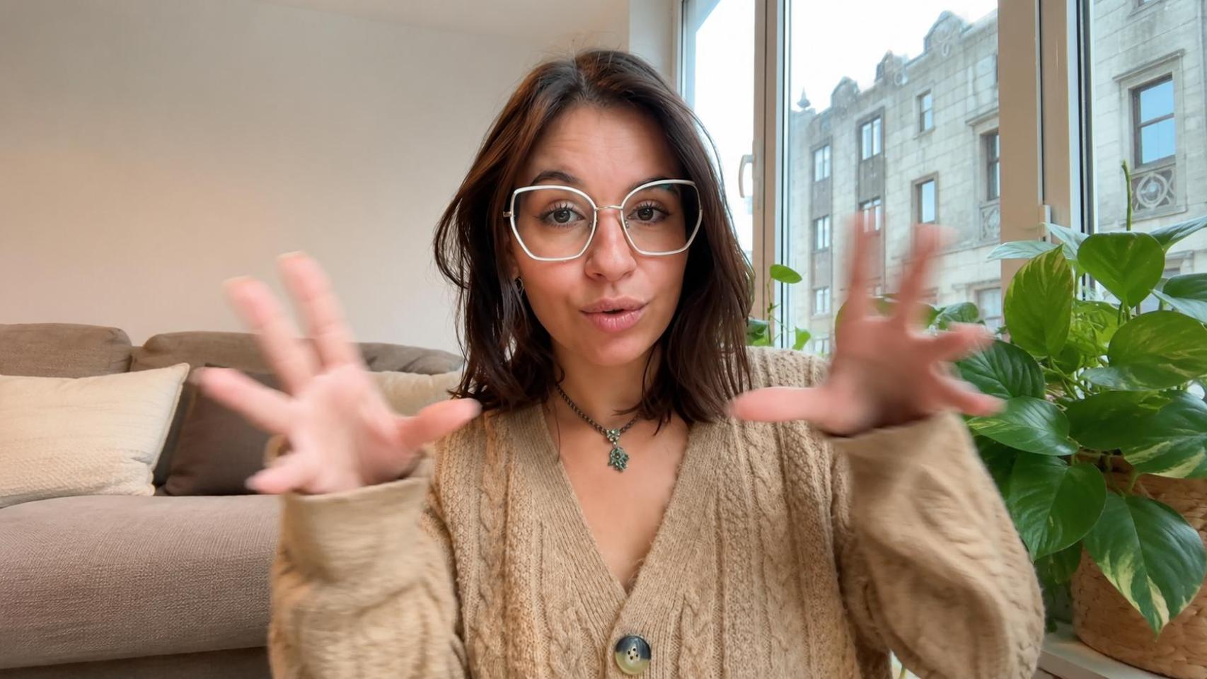 Lydia, una psicóloga por cuenta propia que ha denunciado abiertamente la presión fiscal que se sufre en España.