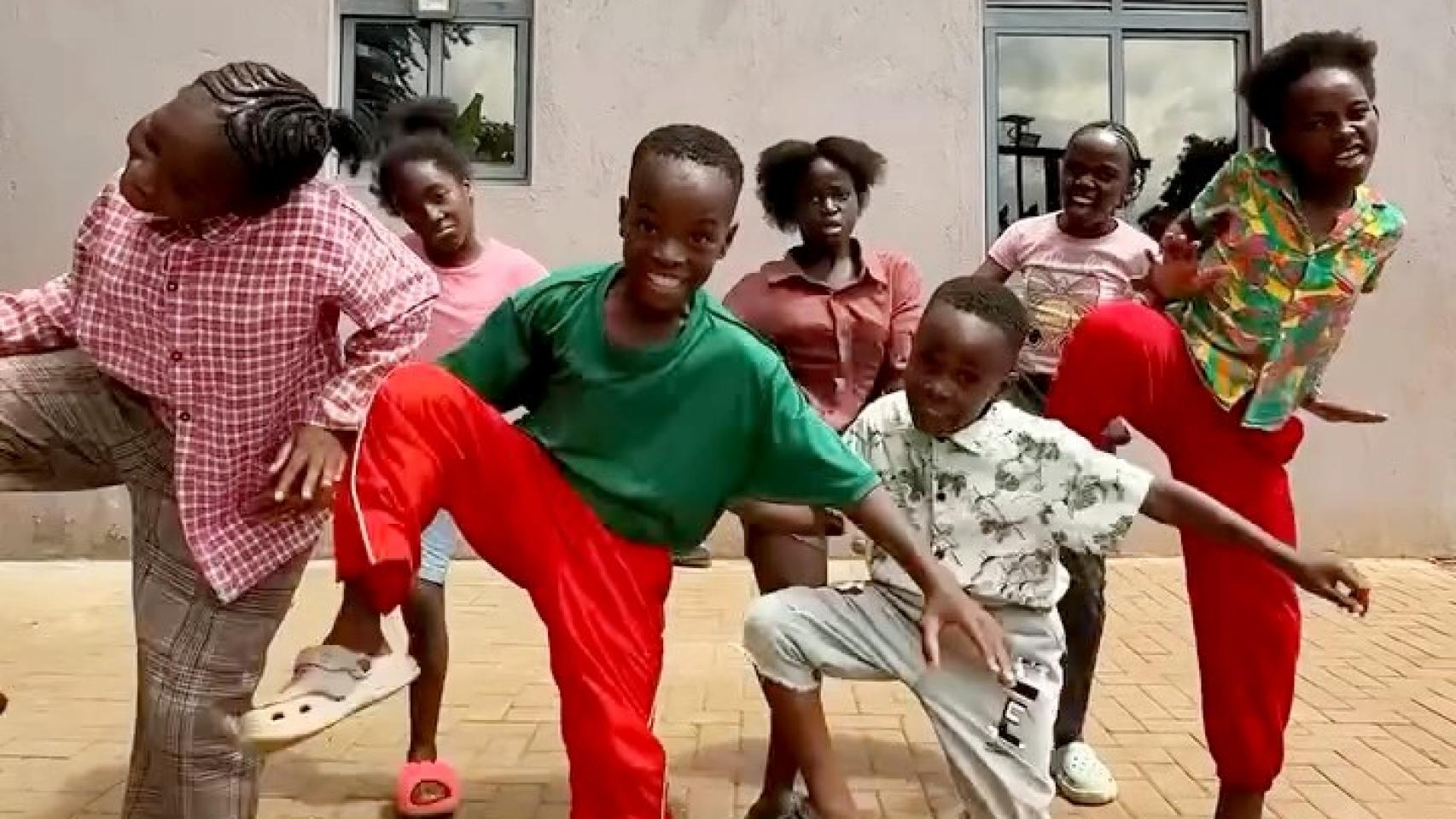 Algunos de los componentes de la banda musical Triplets Ghetto Kids. 