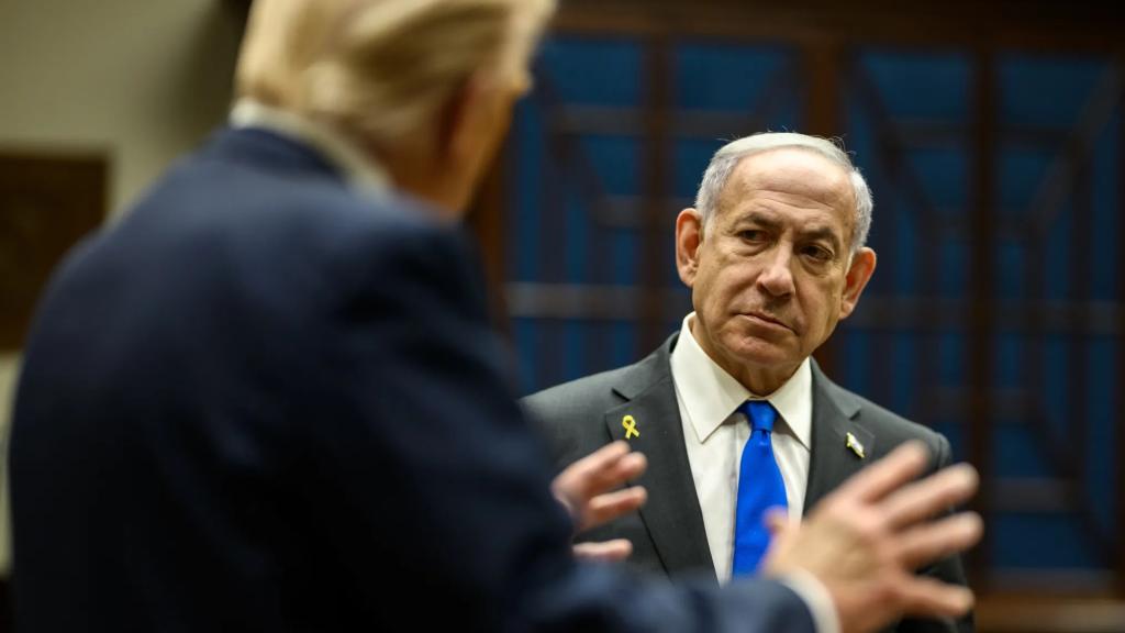 Donald Trump conversa con Benjamín Netanyahu sobre el plan de paz de Gaza.