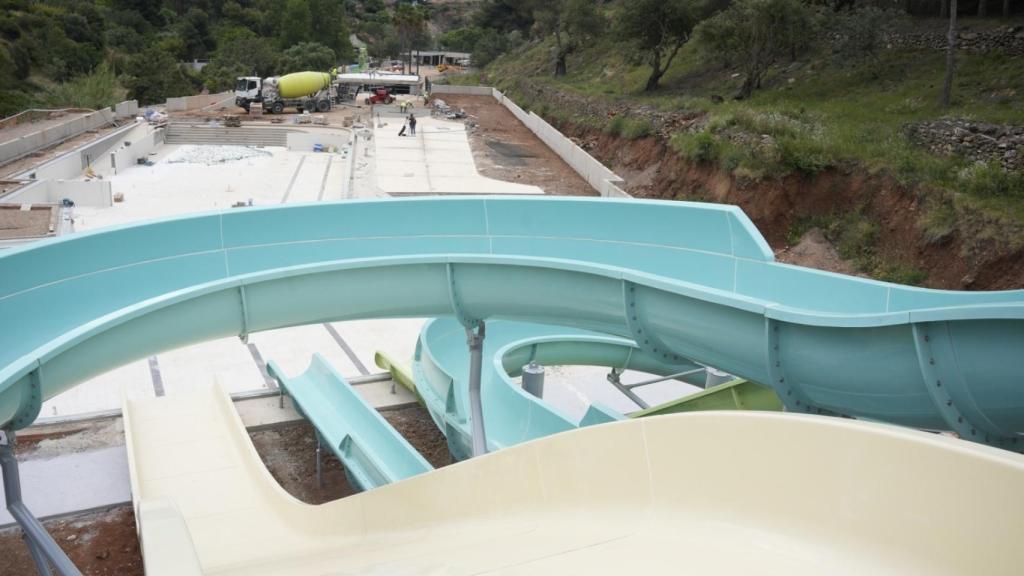 Obras del parque acuático del Paratge de Sant Josep, en la Vall d'Uixó. EE