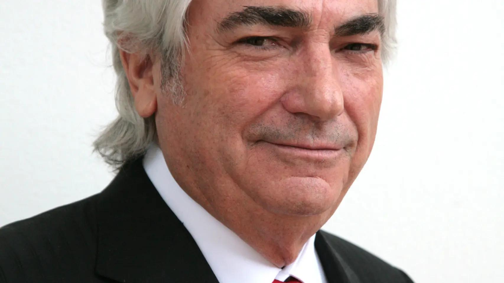 Manuel Lao.