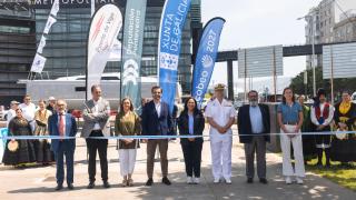 Desde la izq.: Mario Cardama, Carlos Botana, Luisa Sánchez, Diego Calvo, Ana Ortiz, Jaime Toledano, Manuel Villaverde y Philippine Collod