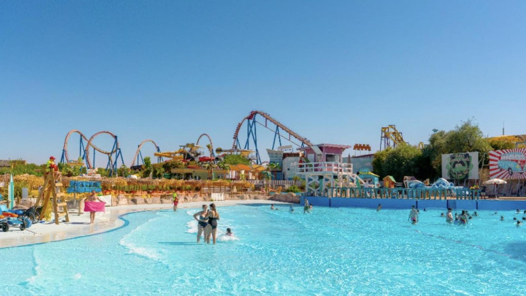 La piscina del parque Warner.