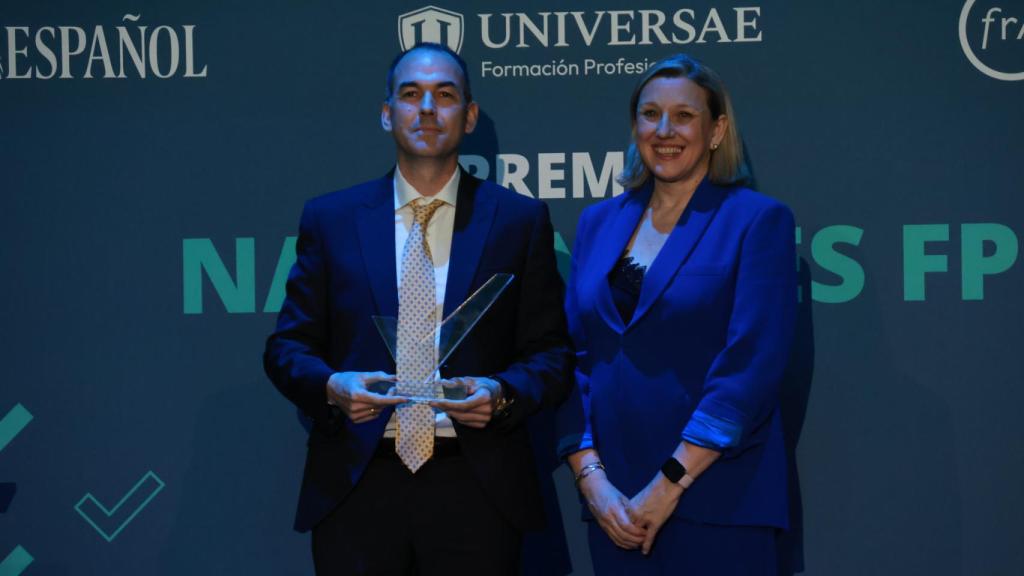 Entrega del premio a Juan Carlos González Hernández