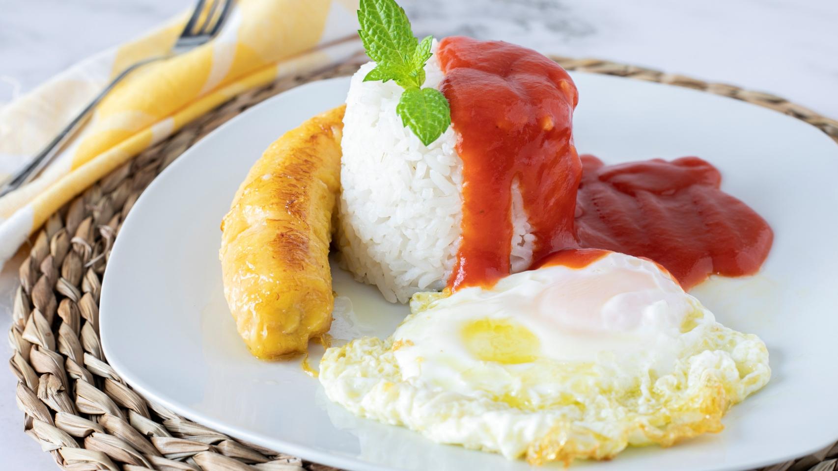 Un plato de nuestro arroz a la cubana