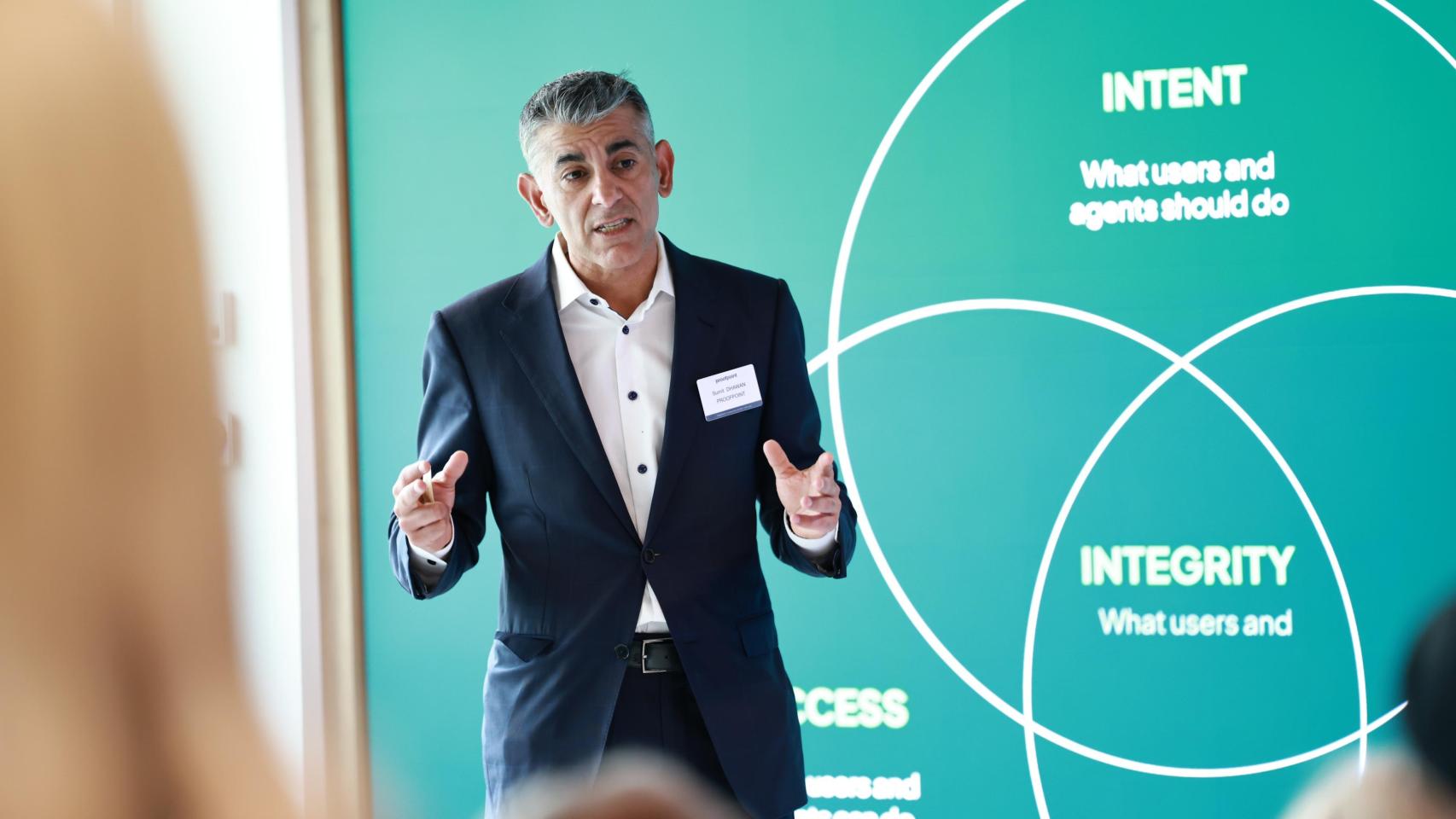 Sumit Dhawan (CEO de Proofpoint).