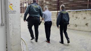 Detención del ladrón. Foto: Guardia Civil. 