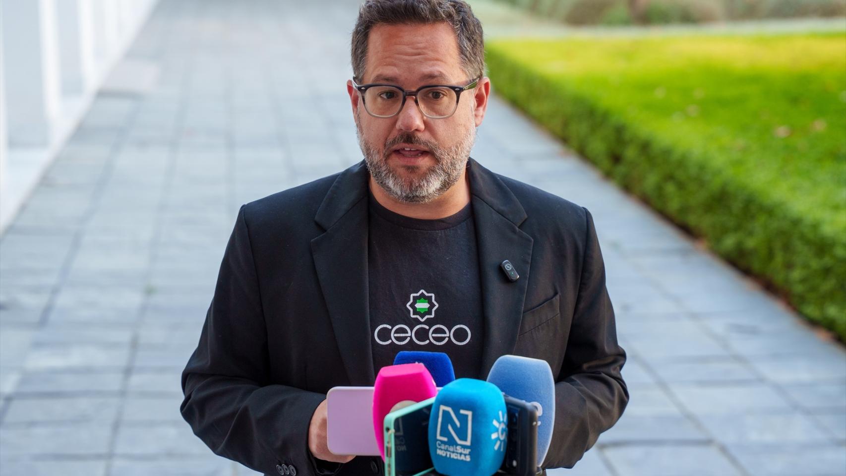 José Ignacio García, portavoz de Adelante Andalucía, antes de entrar al Parlamento