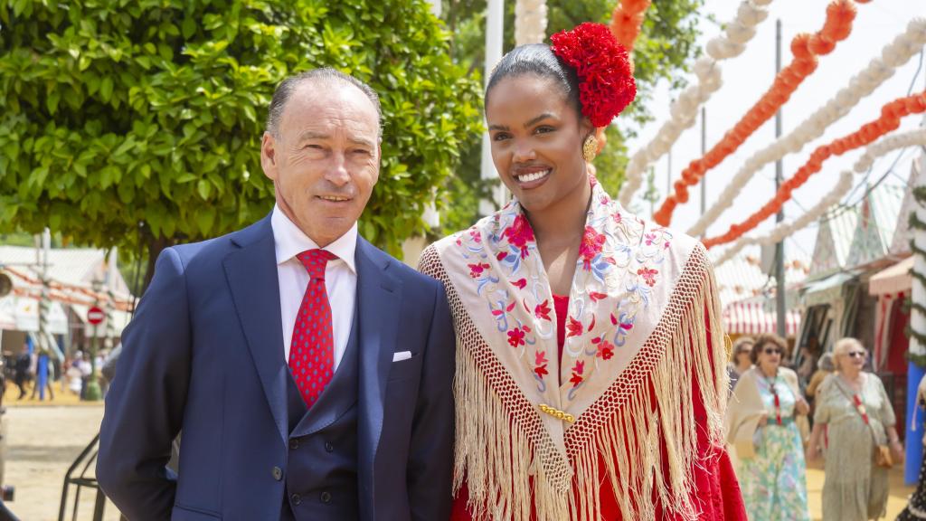 Pepín Liria y su actual pareja, Drágana. 