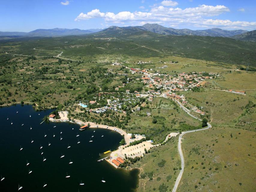 Valle bajo en la Sierra Norte de Madrid.