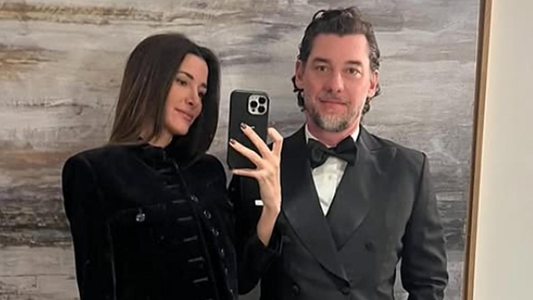 Jonathan Andic, junto a su pareja Paula Nata, en una imagen de archivo difundida en redes sociales.