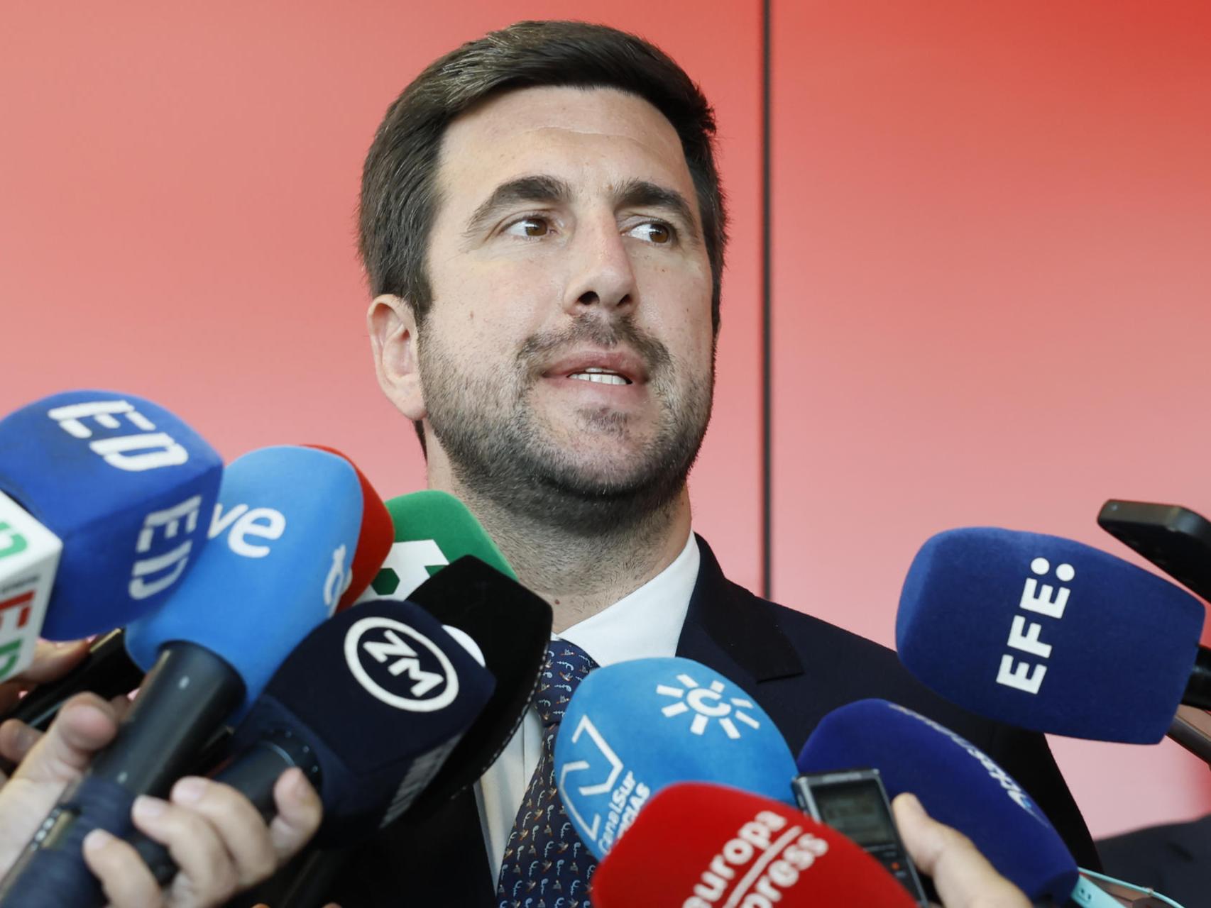 Enrique Riquelme, presidente de Cox. 