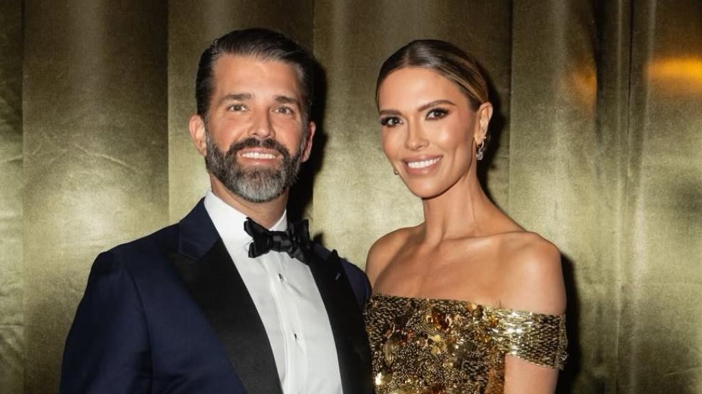 Donald Trump Jr., hijo mayor de Donald Trump, ha contraído matrimonio con Bettina Anderson en West Palm Beach, en Florida, el pasado jueves, 21 de mayo.