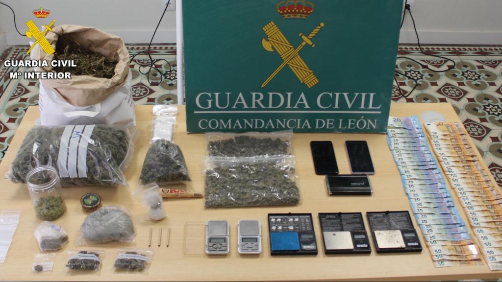 Las sustancias estupefacientes intervenidas en el desmantelamiento del punto de venta de drogas en Astorga