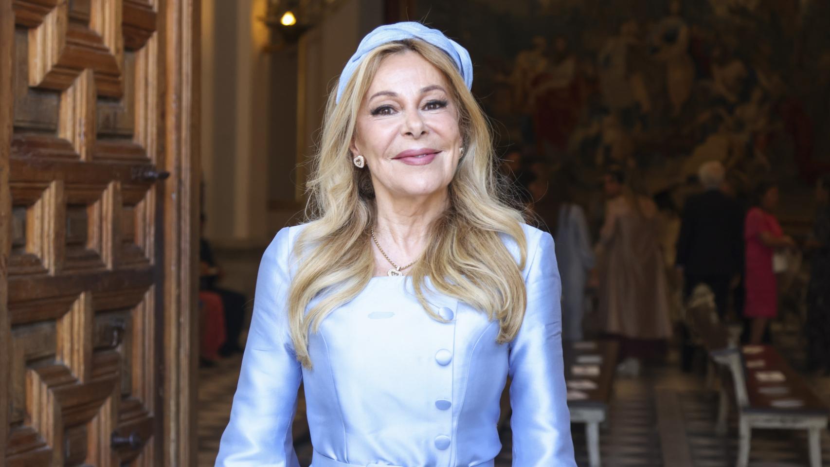Ana Obregón, en la boda de su sobrina Marta García Obregón.