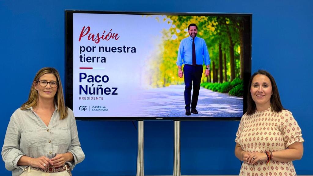 La secretaria general del PP de Castilla-La Mancha, Carolina Agudo, y la portavoz, Alejandra Hernández, presentan la precampaña de Paco Núñez.