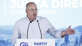 El secretario general nacional del PP, Miguel Tellado, durante su intervención en la clausura de la reunión de la Junta Directiva del PPC.