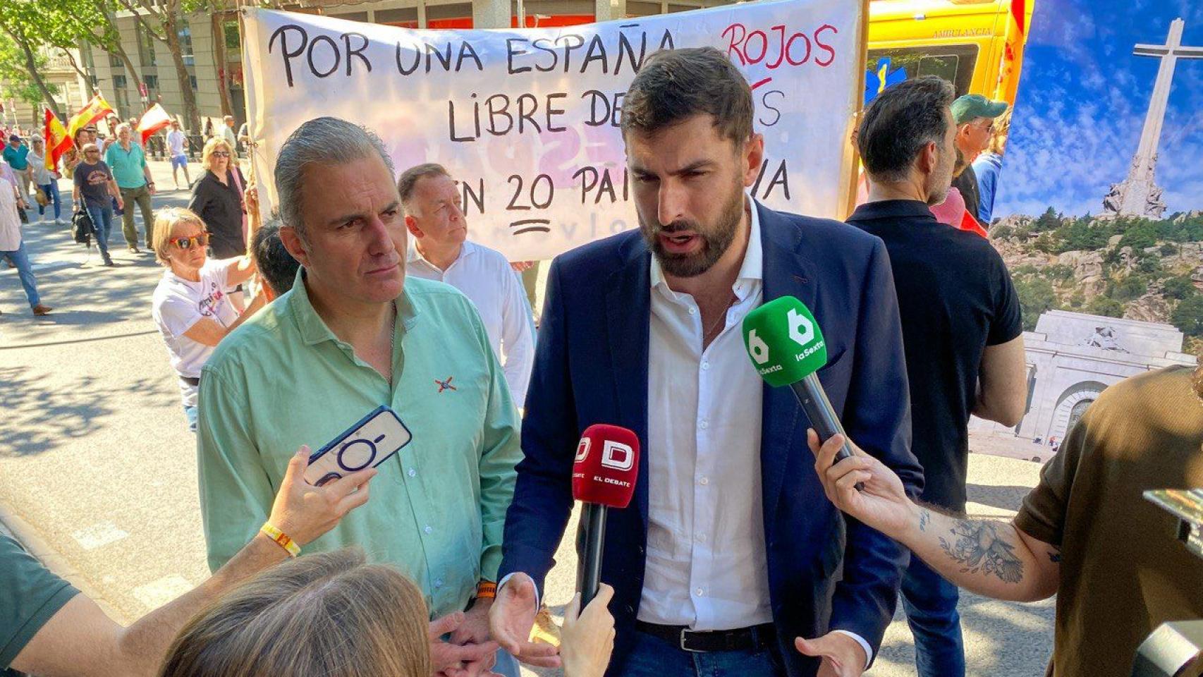 Antelo y Smith reprochan el «personalismo más absurdo» de Vox en Abascal y piden «una alternativa seria» frente al PSOE