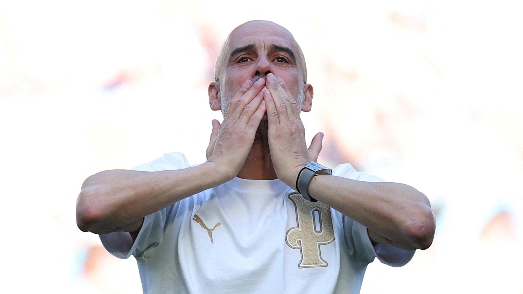 Pep Guardiola, en su despedida del Manchester City.