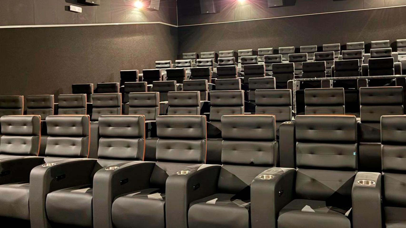 Detalle de las nuevas salas de cine del centro comercial Málaga Nostrum.