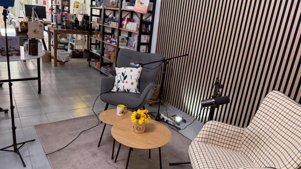 Espacio de podcast en El Girasol.