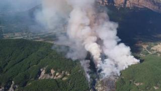 Imagen de uno de los incendios declarados en los últimos años en Aragón. 