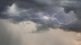 Tormenta eléctrica