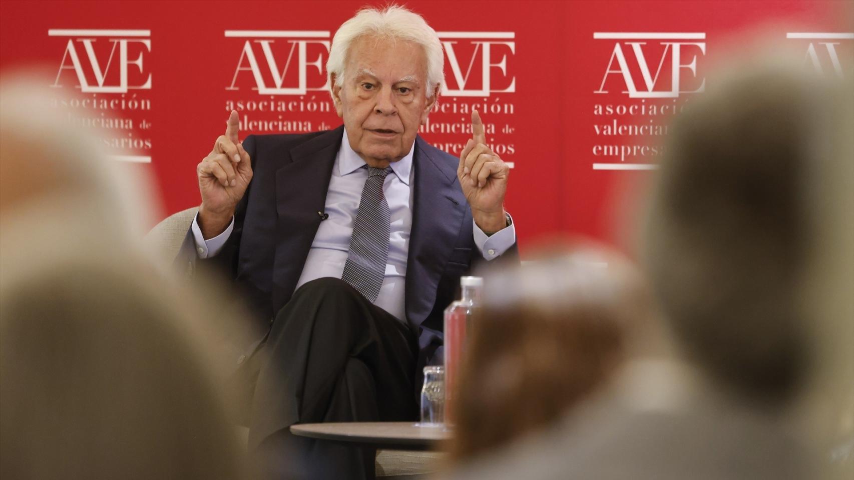 Felipe González pide a Sánchez un adelanto electoral tras el 'caso Zapatero': "Debería haber elecciones este año"